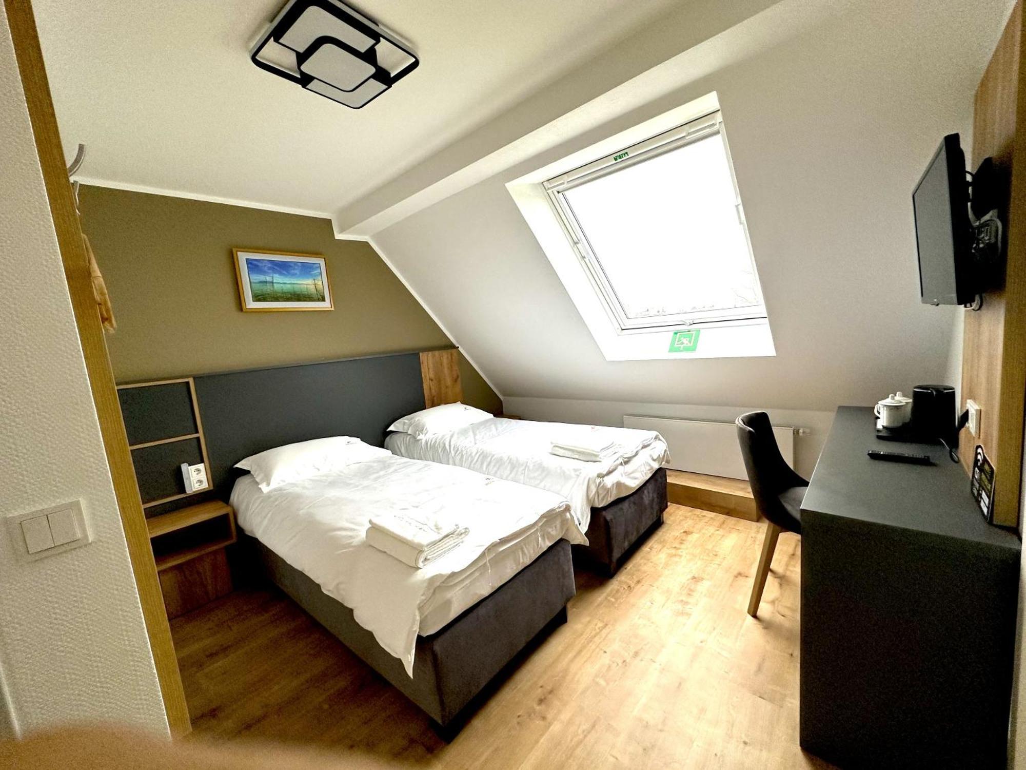Home Inn Hotel Dormagen Bilik gambar